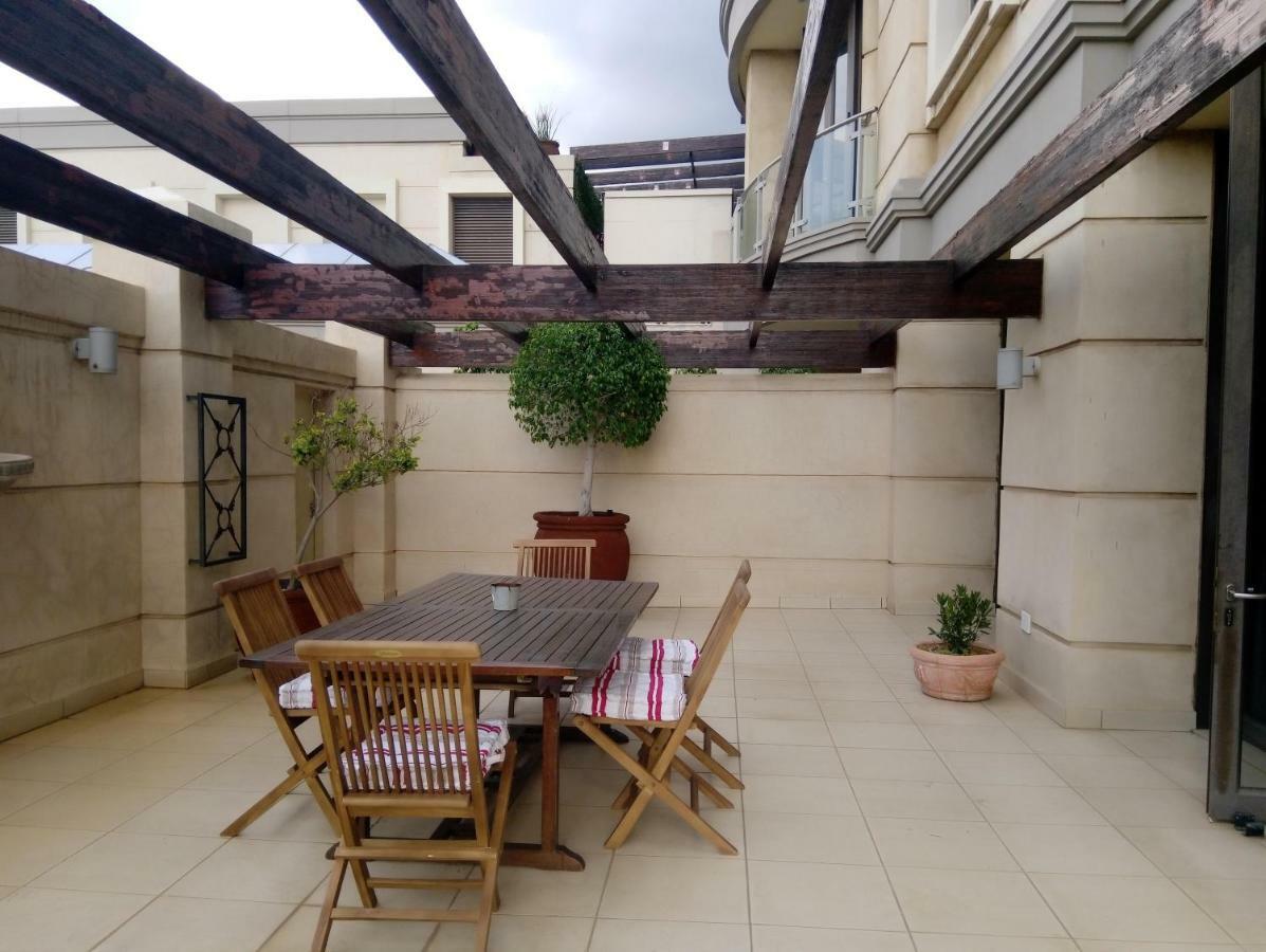 801 Michelangelo Towers Apartment Йоханесбург Екстериор снимка